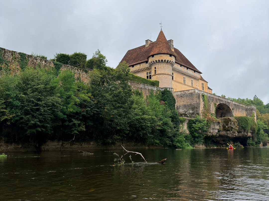 Canoë Family-Saint-Leon-sur-Vezere必去景点