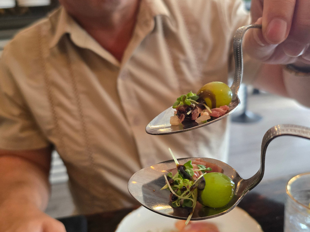 Tote's Trattoria