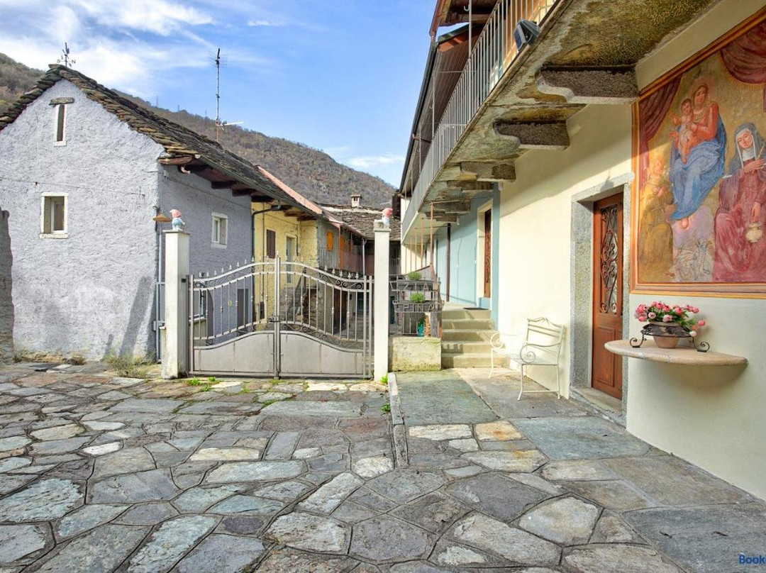 Ornavasso Apartments