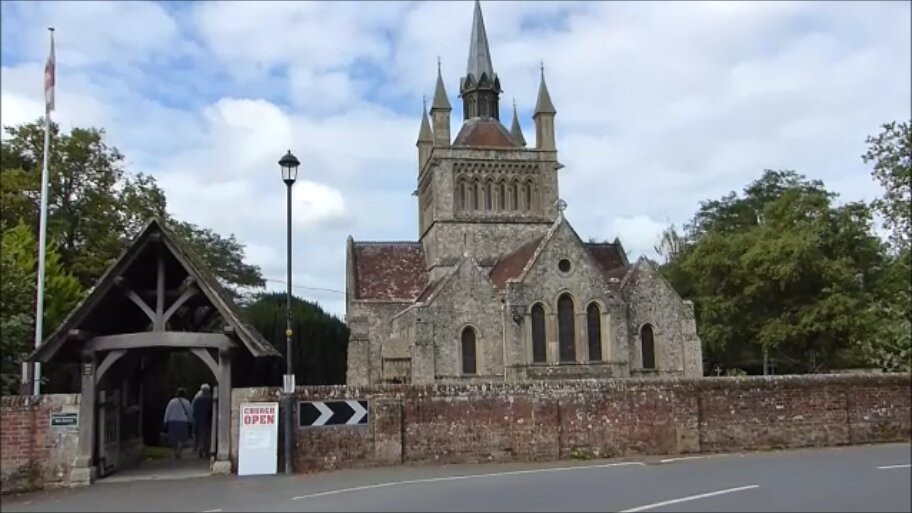 St Mildred's Church-Whippingham必去景点