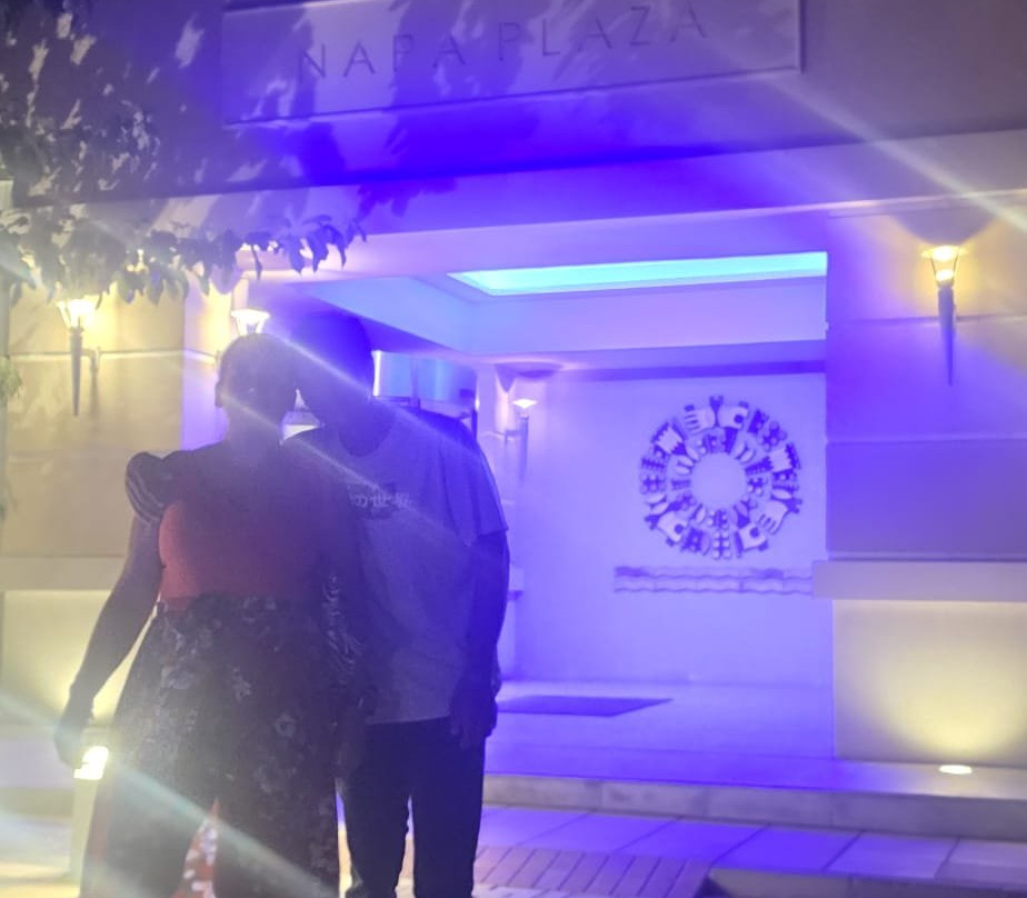 纳帕广场酒店(限成人)主图