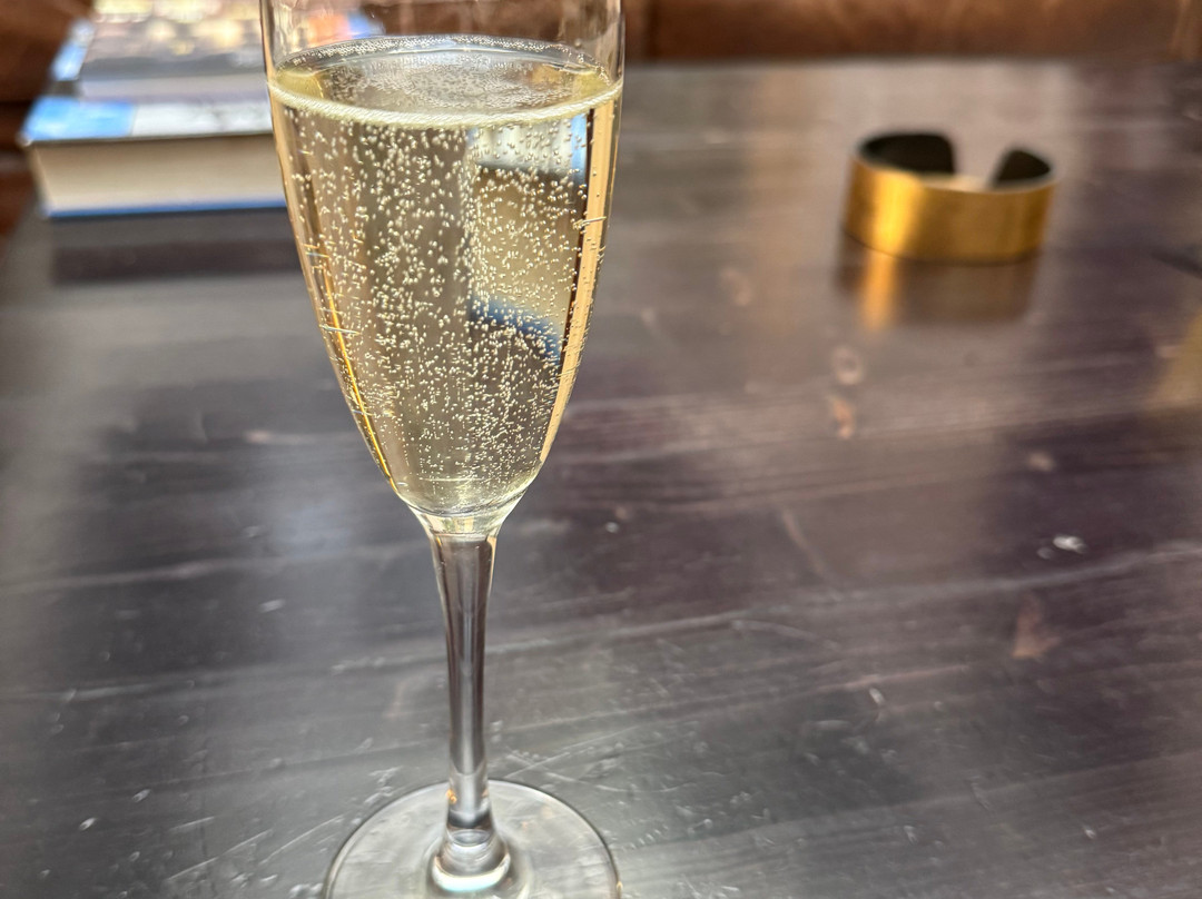 大厦精品酒店主图