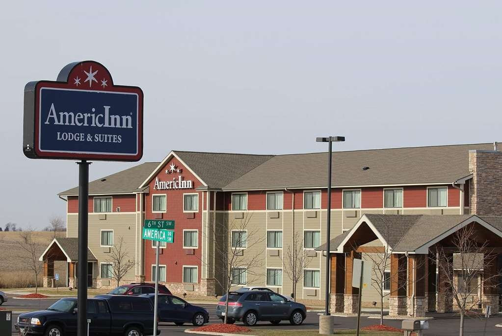 Americinn By Wyndham Cedar Rapids Airport主图
