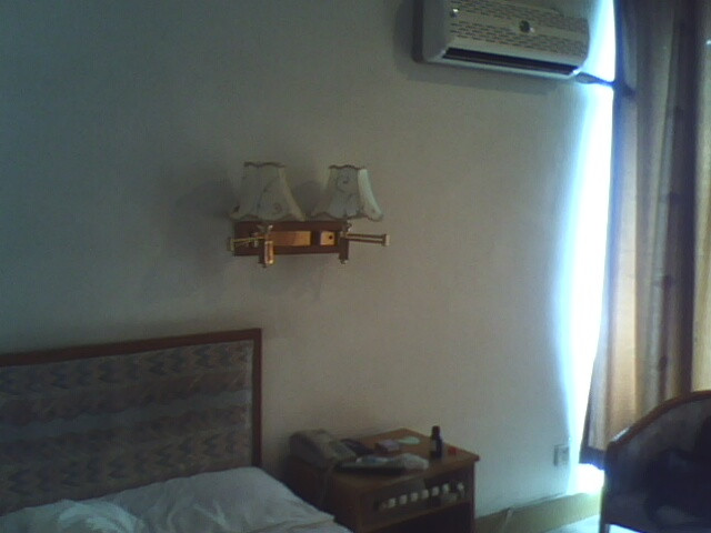 中原大酒店主图