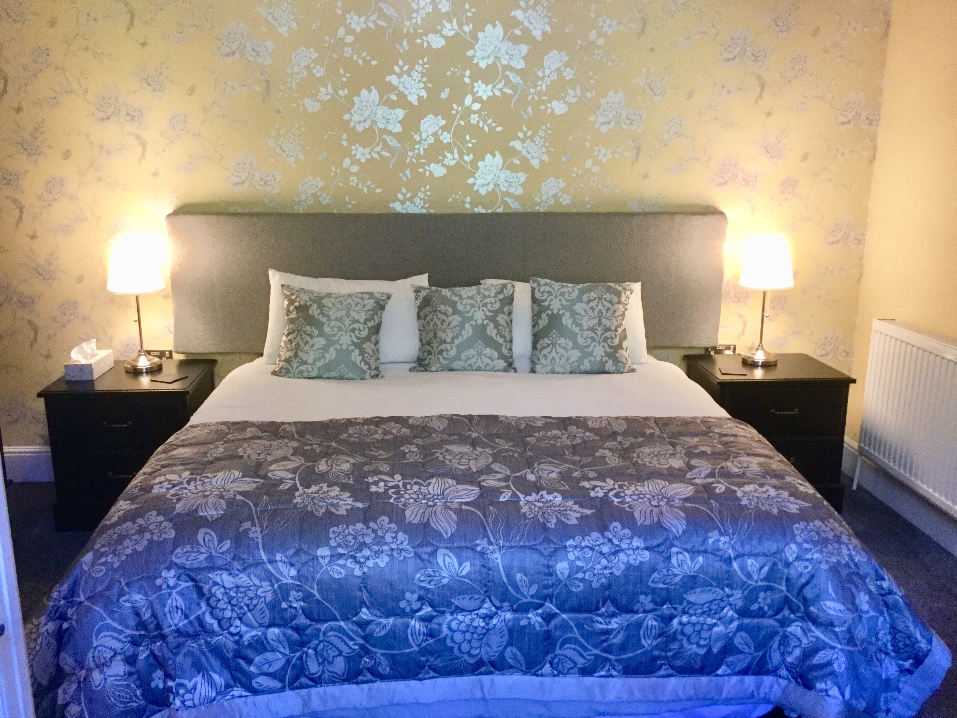 Elton Guest House-官方