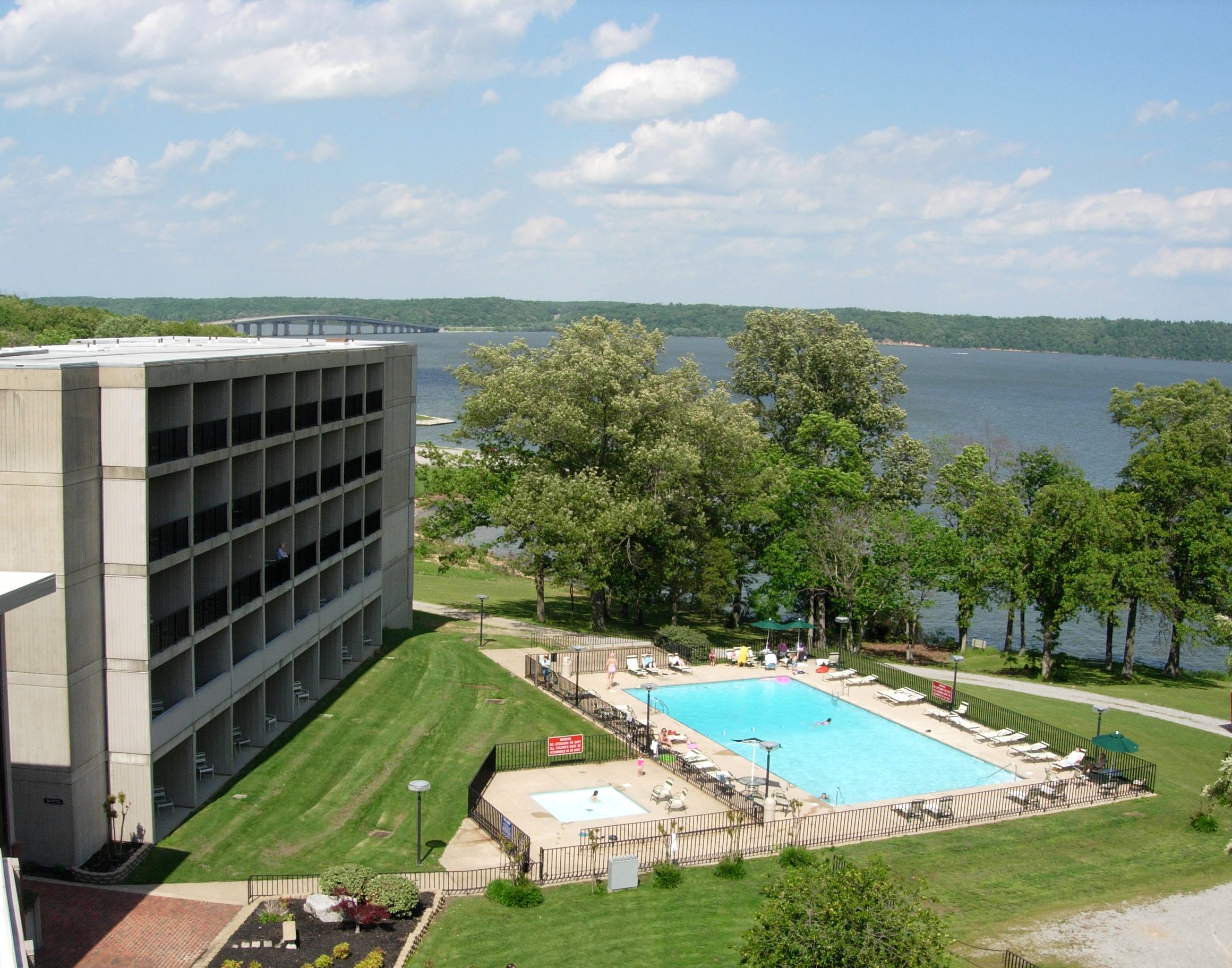 The Lodge at Paris Landing-官方