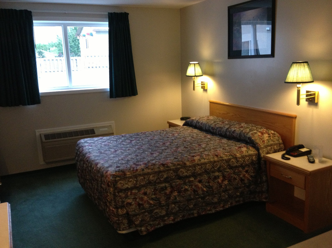 Lillooet酒店住宿-4 Pines Motel