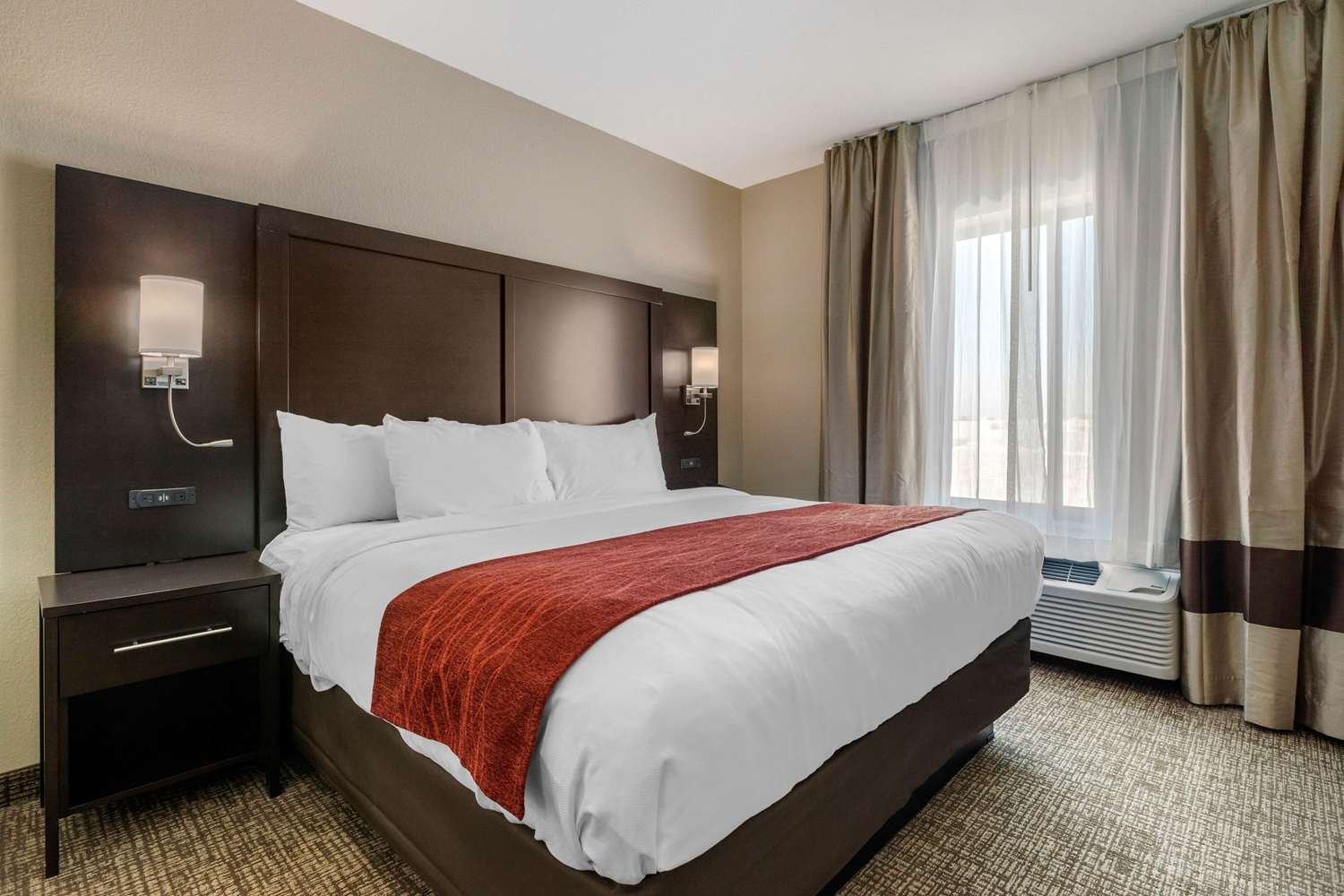 Comfort Inn & Suites Cedar Rapids CID Eastern Iowa Airport-官方