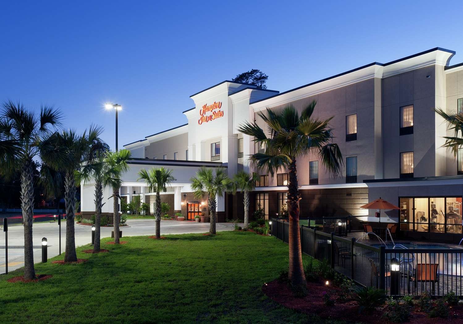 Hampton Inn & Suites Marksville-官方