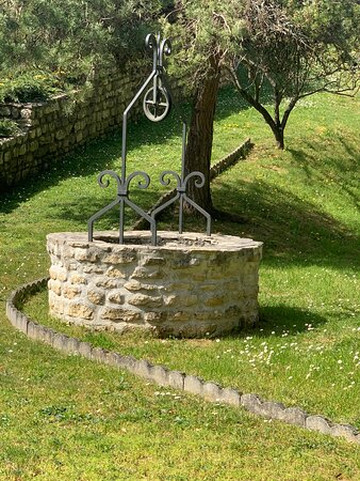 Eglise Saint Vivien-Fontcouverte必去景点