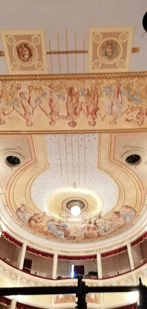 Teatro Vittoria-Pennabilli必去景点