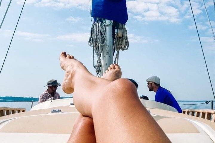 Charter Sailing and E-bike Tours-特拉弗斯城必去景点