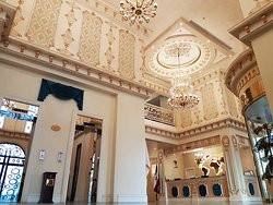 Persian Plaza Hotel主图