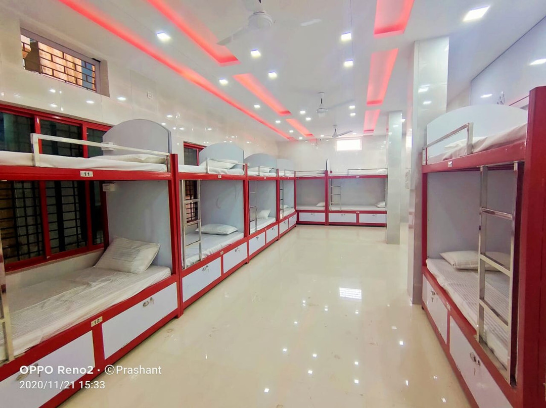 Hotel Shine, Palia Kalan