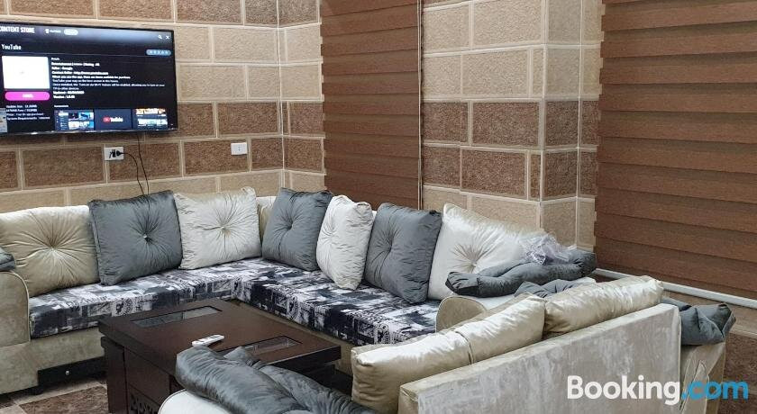 Atoom Hotel