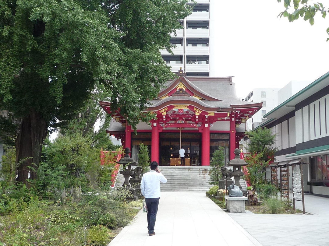 Narukoten Shrine景点图片