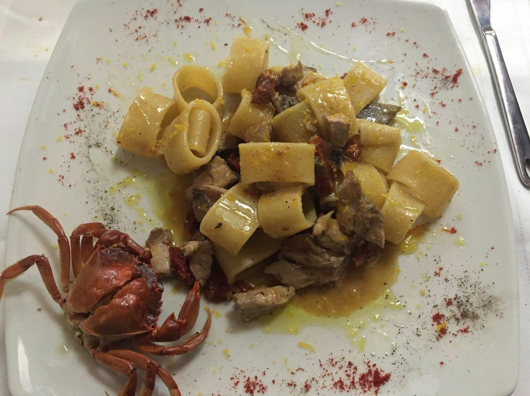 Cutro餐馆和美食-Locanda ingredienti e fantasia