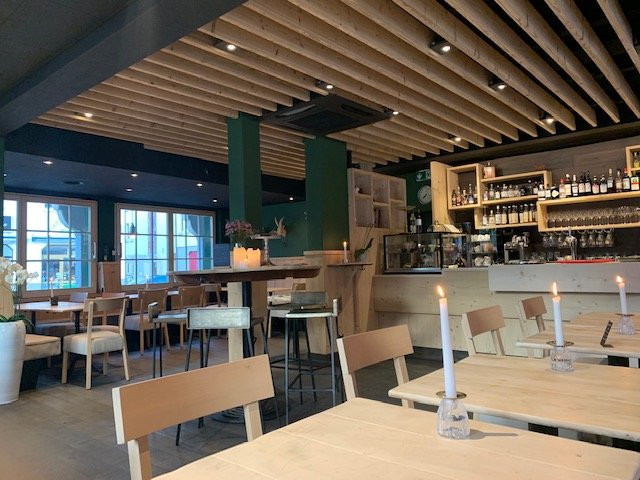 Oberdorf餐馆和美食-Steiböckli Kafe Wybar