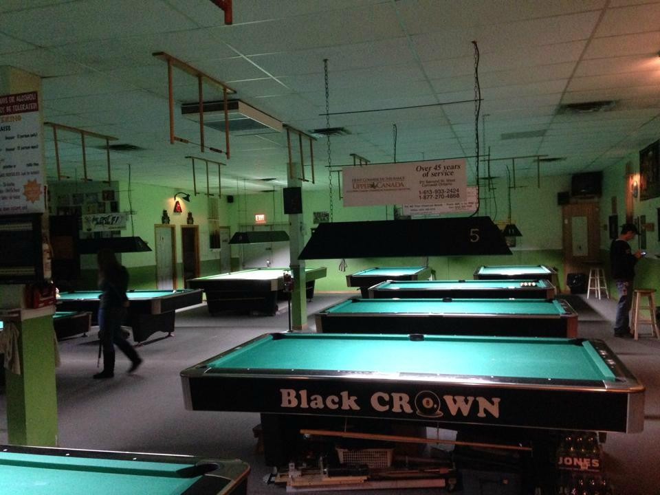 Williamstown旅游景点-Rack-Em-Up Billiards
