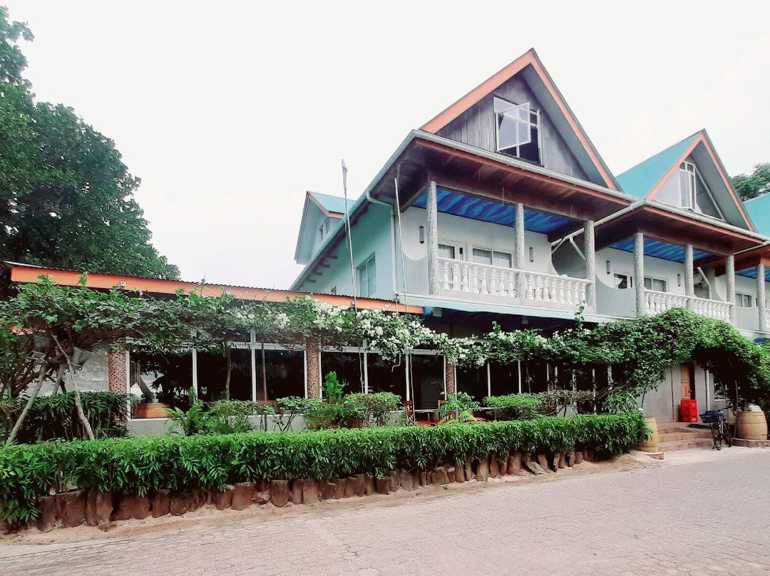 Moonlight Beach Villa