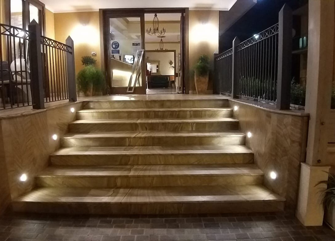 拉康卡酒店主图