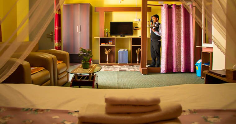 Summit Hotel-官方