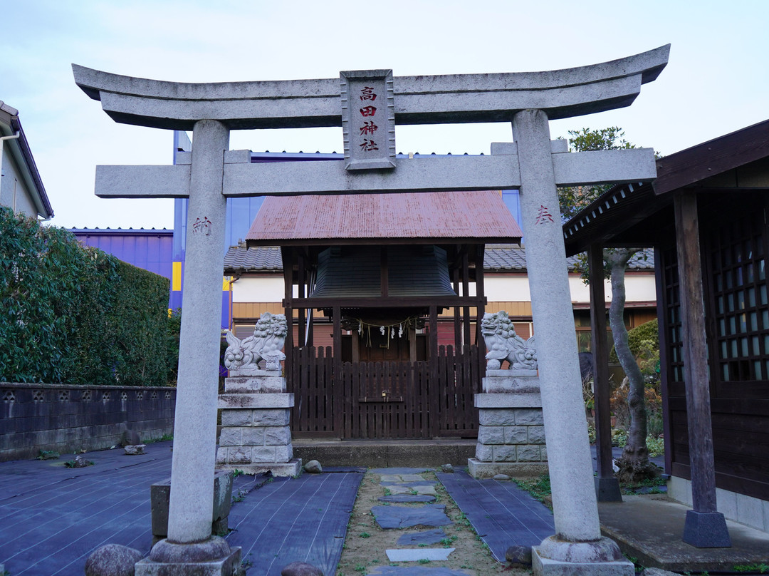 Takadagongen Shrine景点图片