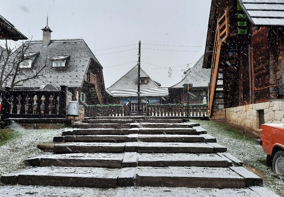 Mecavnik-Mokra Gora必去景点
