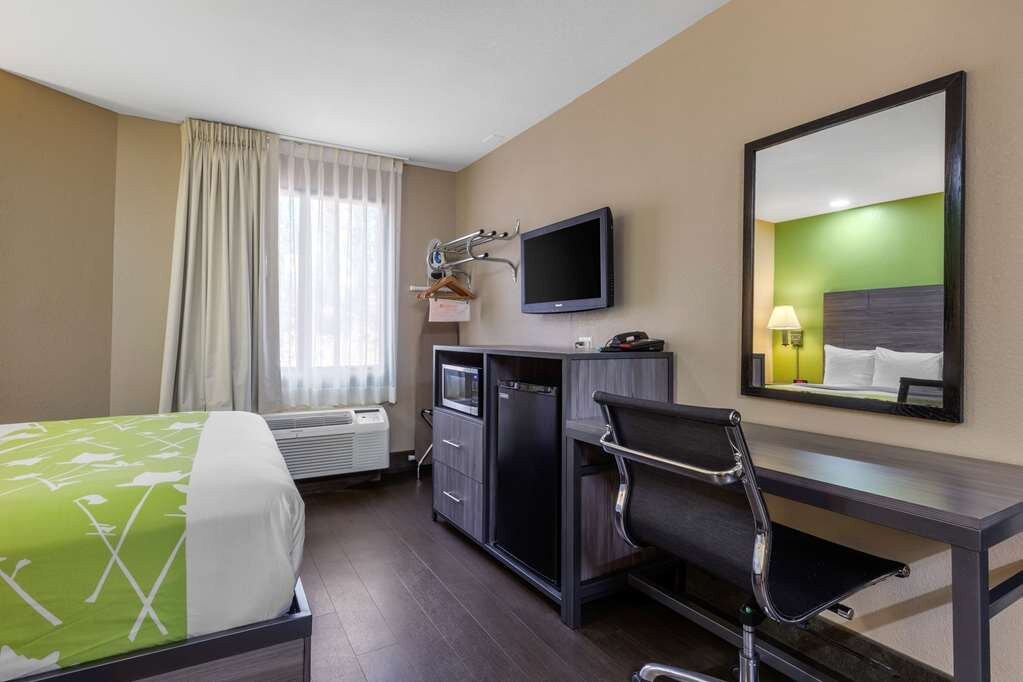 罗德威酒店主图