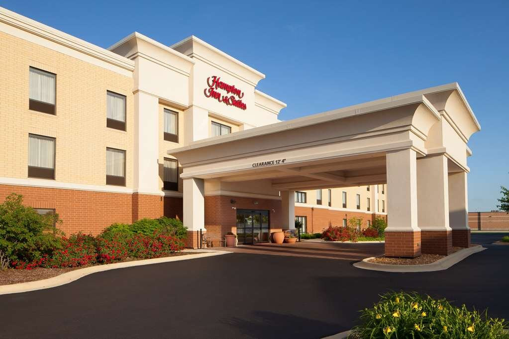 Hampton Inn & Suites Chicago/St. Charles主图