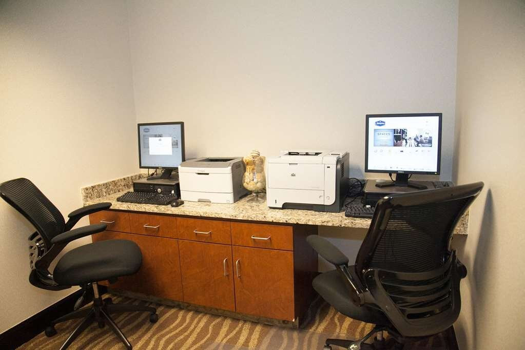 Hampton Inn & Suites Alpharetta主图