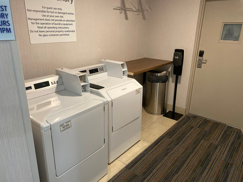 Holiday Inn Express 亚特兰大的石头山主图