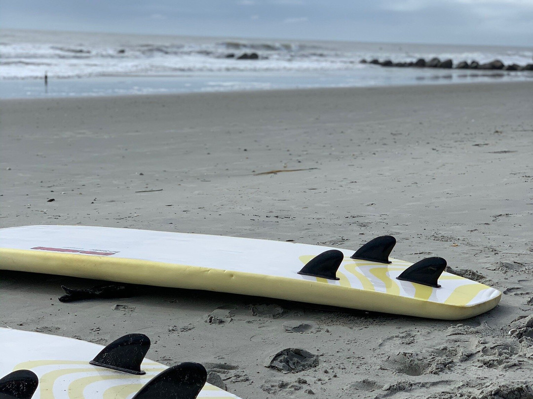 Carolina Salt Surf Lessons景点图片