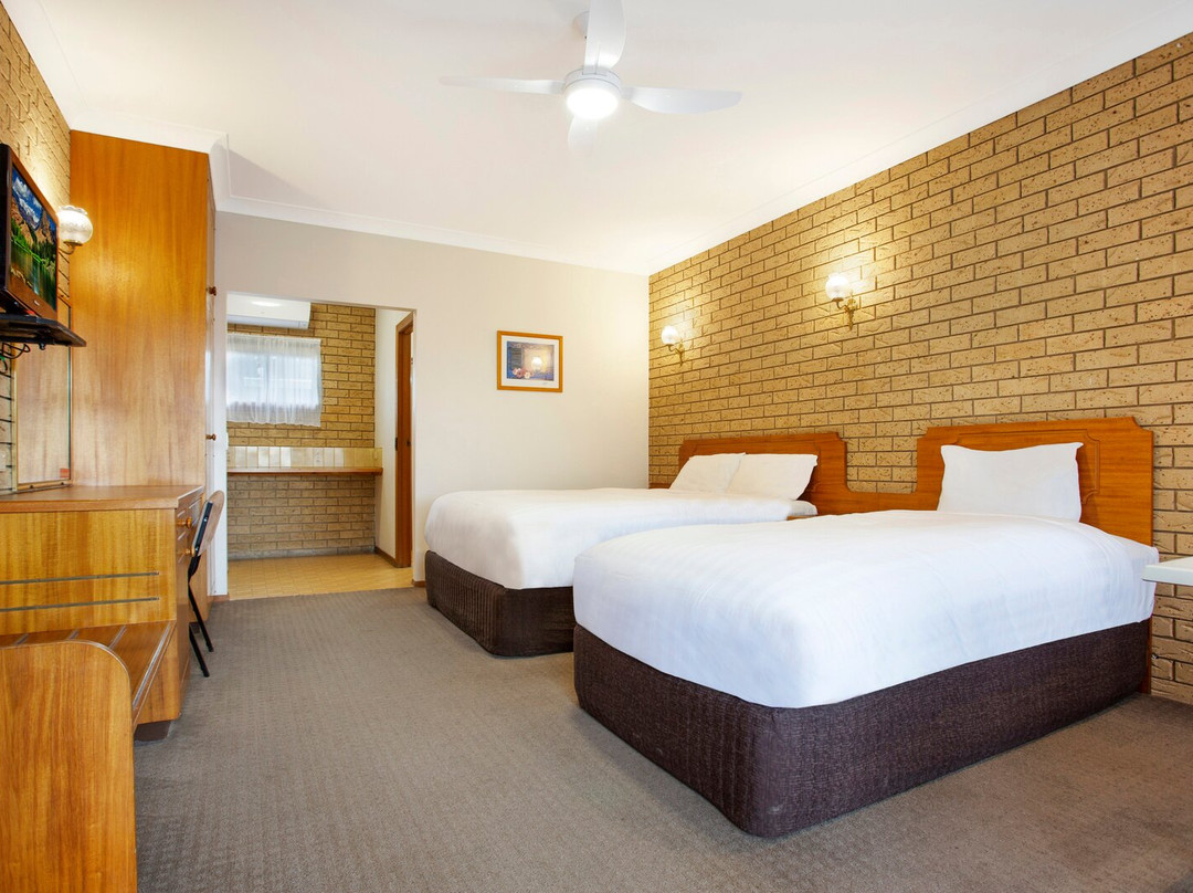 曼妮福德汽车旅馆主图