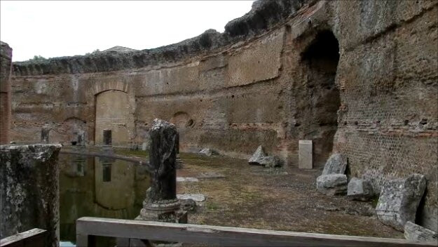 Teatro Marittimo (villa Adriana )-蒂沃利必去景点