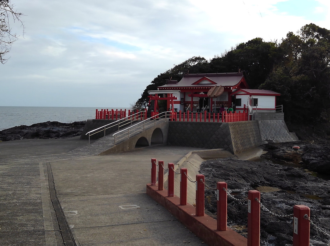Itatetsuwamono Shrine Kamafuta Shrine-南九州市必去景点