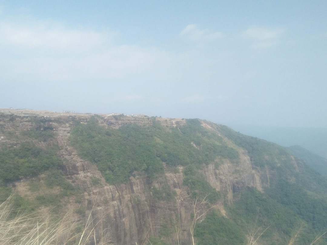 Nohsngithiang (Seven Sisters) Falls景点图片