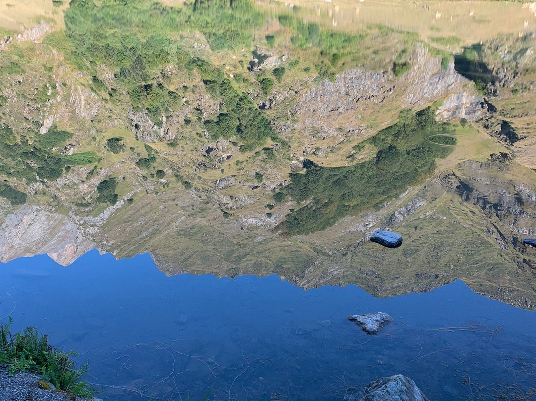 Lac D'Estaing-Estaing必去景点