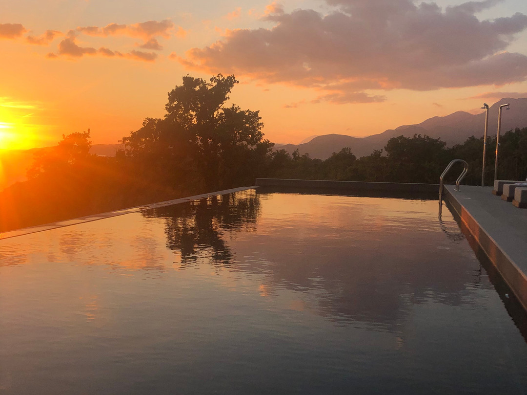 Vivid Blue Serenity Resort主图