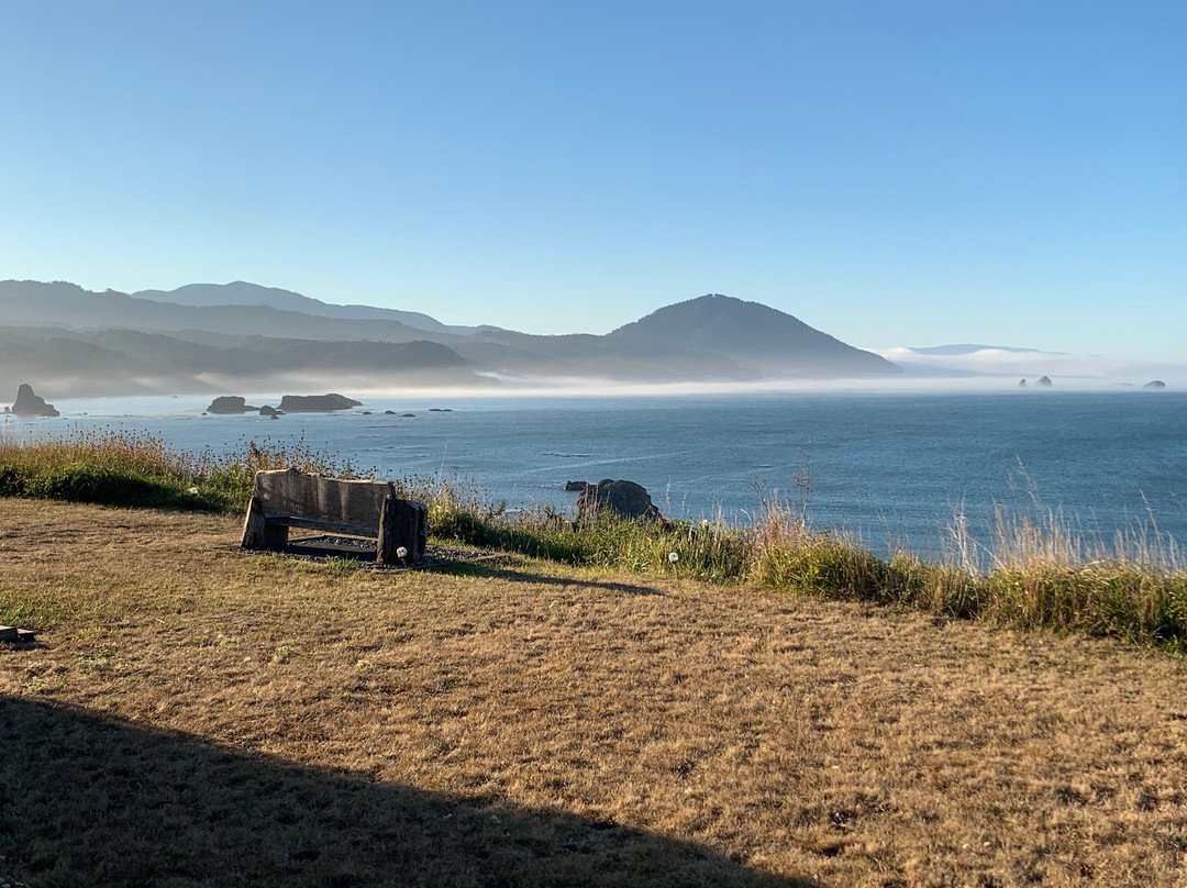 Castaway By the Sea主图