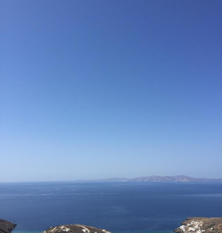 Living Theros Luxury Suites主图