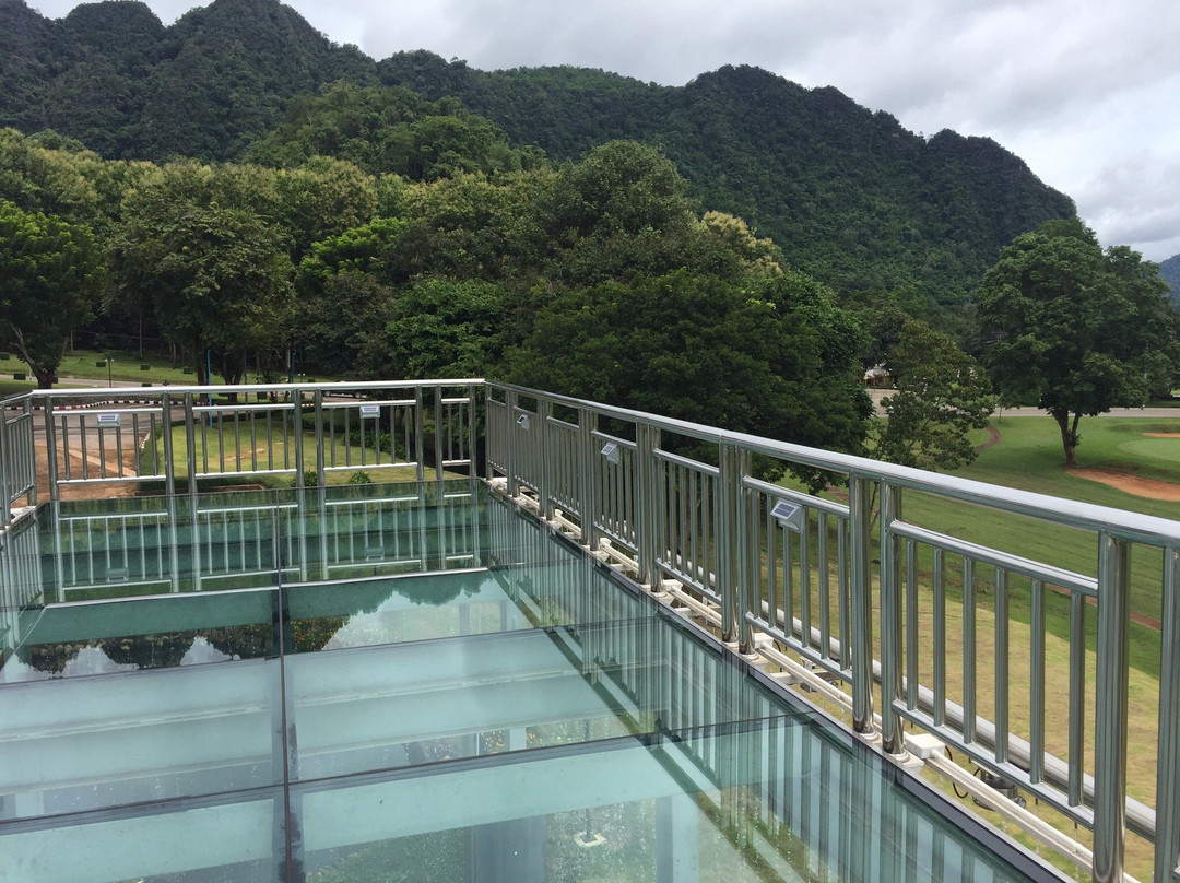Wachi Ra Long Kon Dam-通拍蓬必去景点