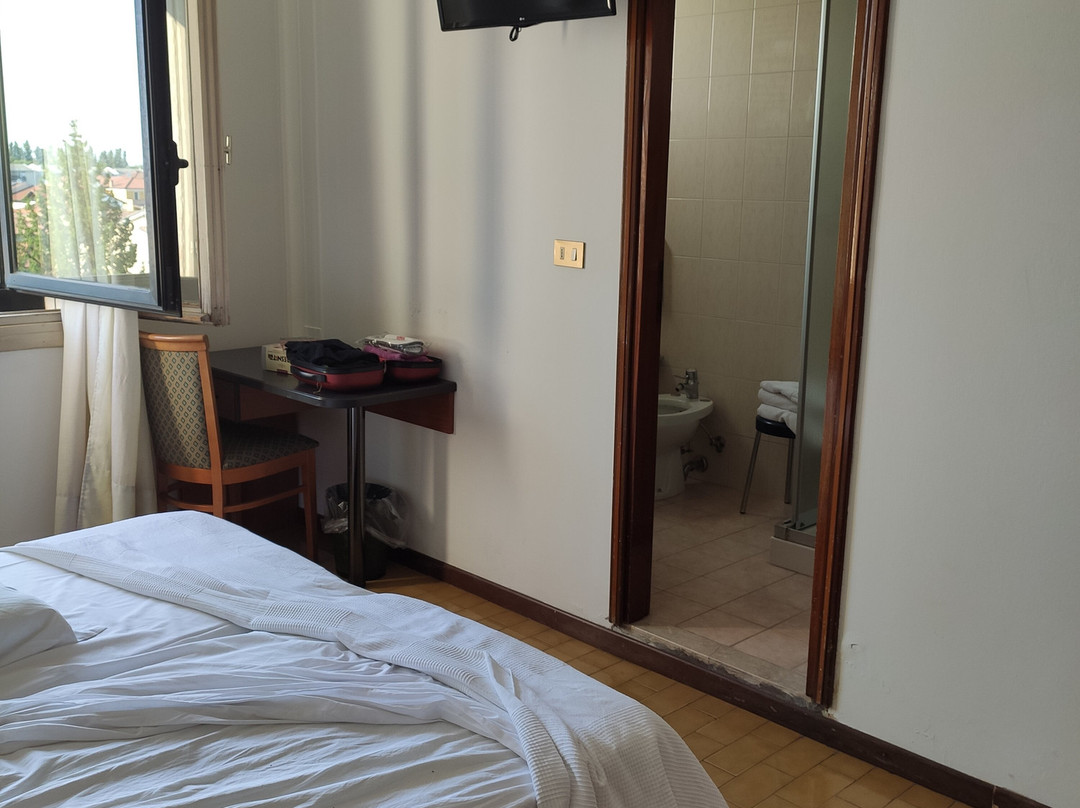 Hotel Florida主图