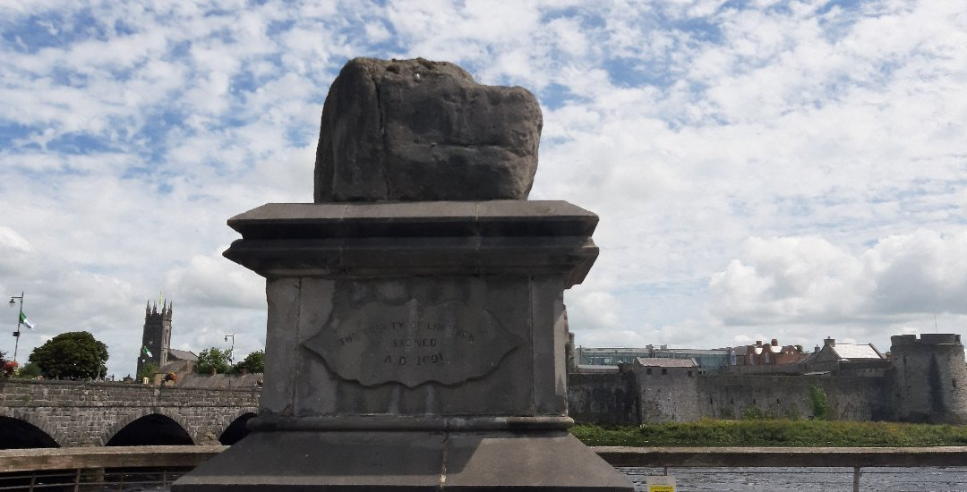 The Treaty Stone-利默里克必去景点