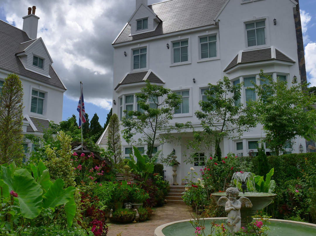Hillsborough the English Country House主图