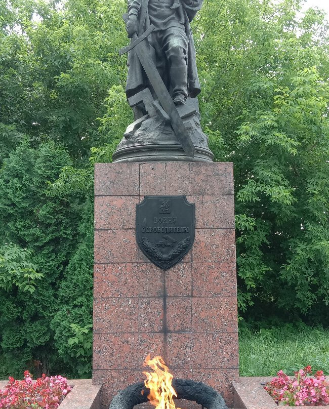 Monument to Soldier-Emancipator-Serpukhov必去景点