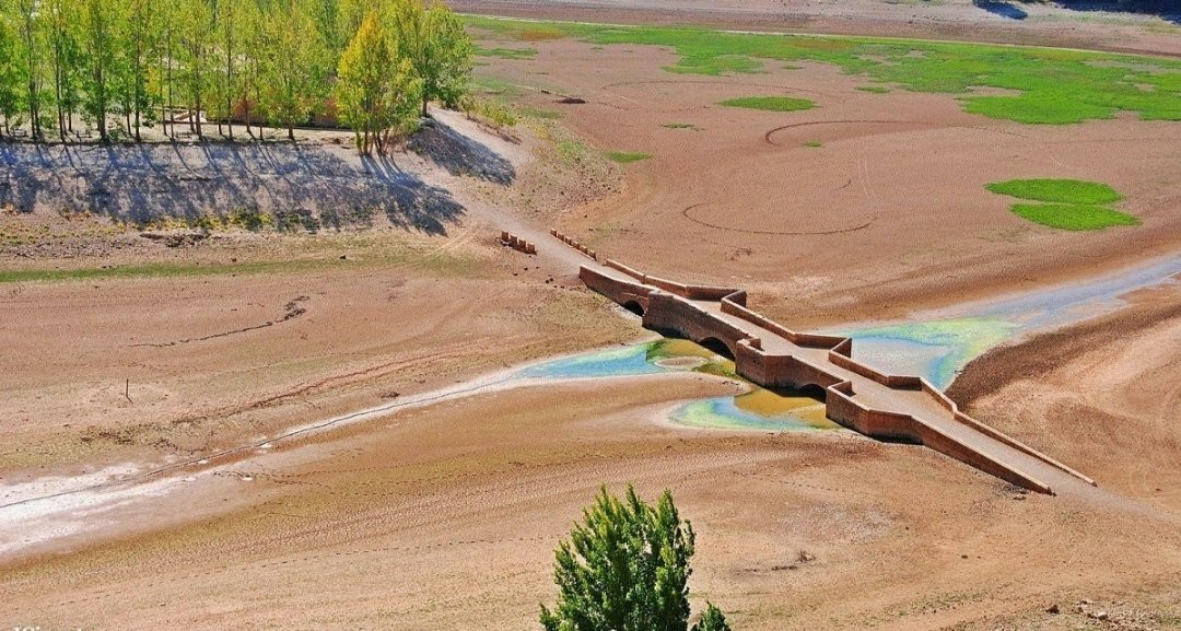 Puente Romano-Medieval Sumergido