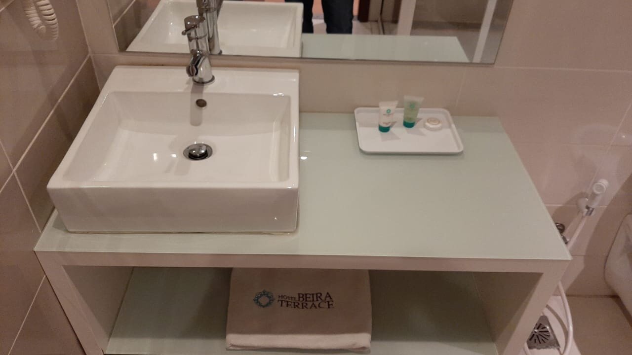 Beira Terrace Hotel-浴室