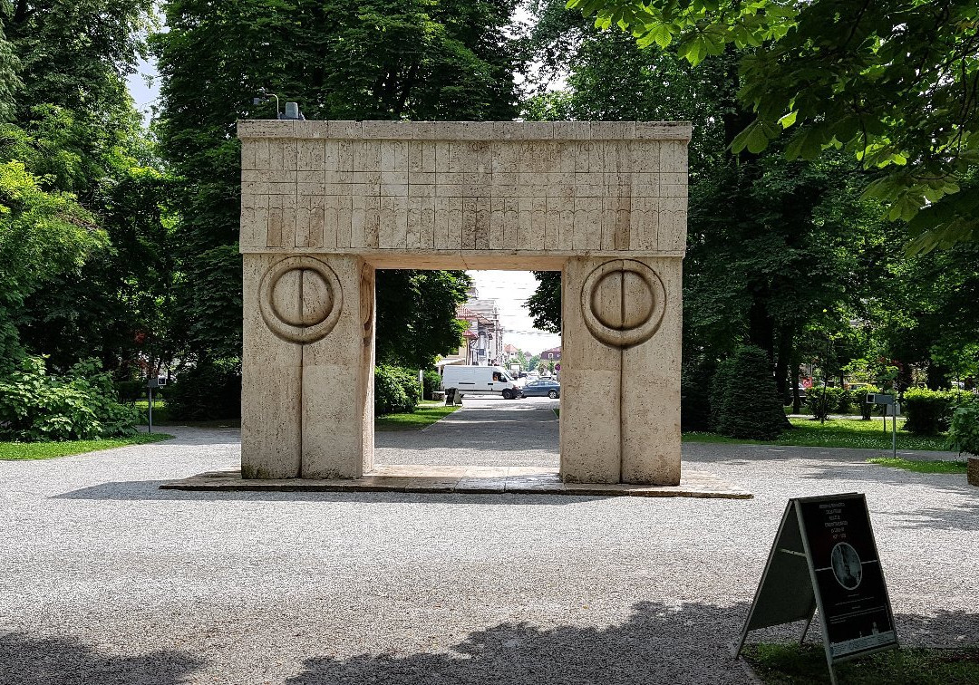 The Gate Of The Kiss景点图片