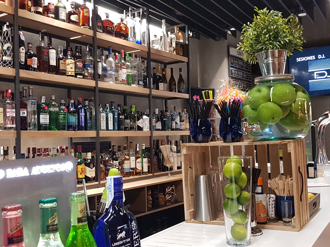 Delusx SCQ-圣地亚哥德孔波斯特拉必去景点